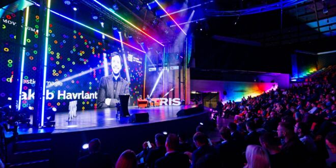 Colors of Finance 2025 produktiva v ofice