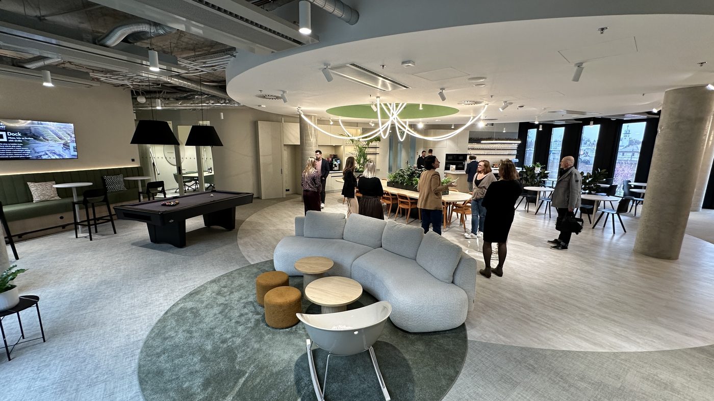 Společné prostory Organica Ostrava – lounge, kulečník a relaxační zóna Scott Weber